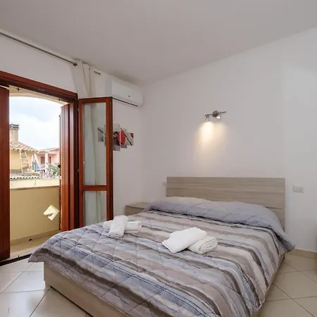 Апартаменти Luminoso Bilocale Con Veranda A